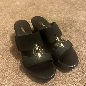 Anne Klein Wedge Sandals - Black and Gold - 8